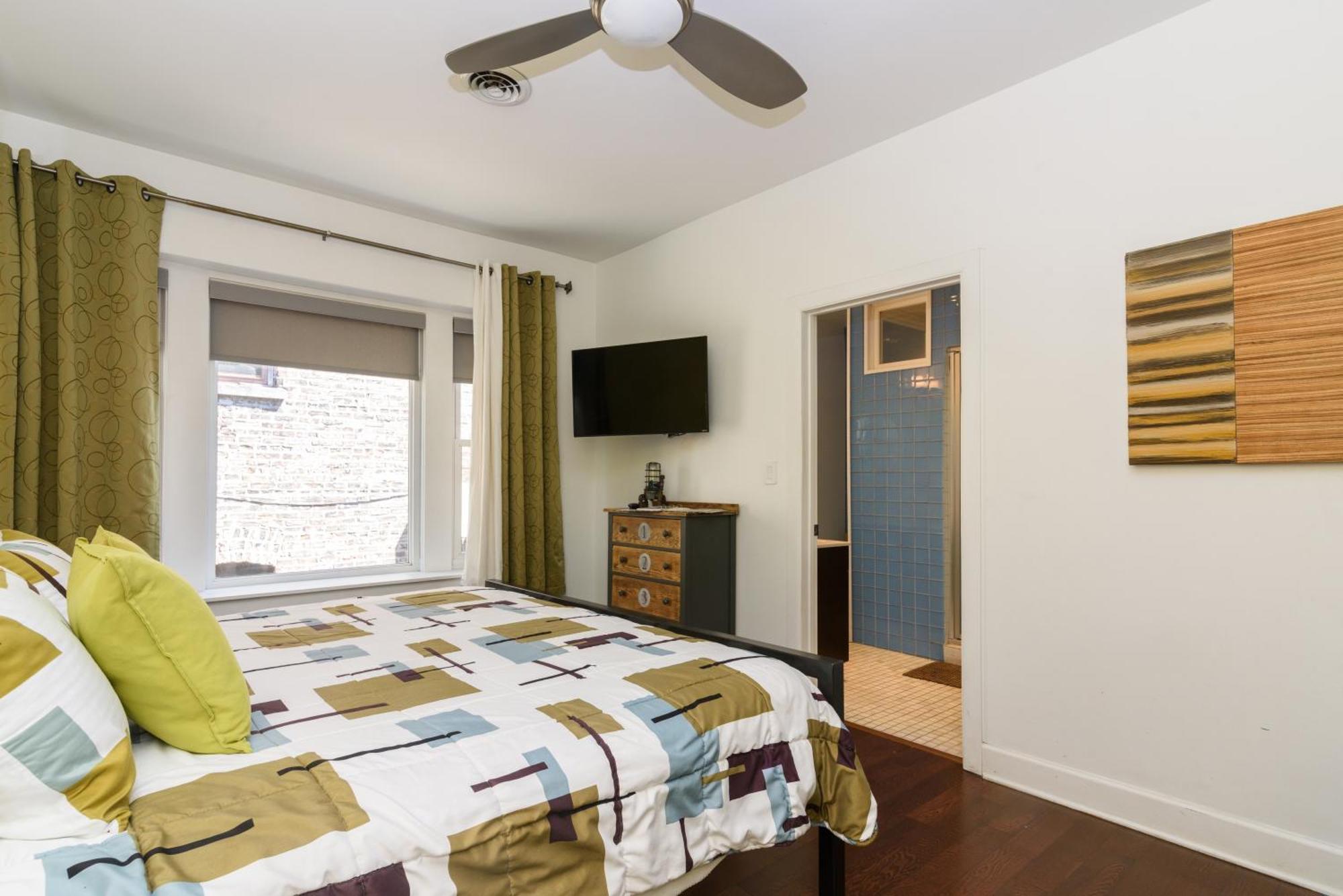House 5863- Chicago'S Premier Bed And Breakfast 객실 사진