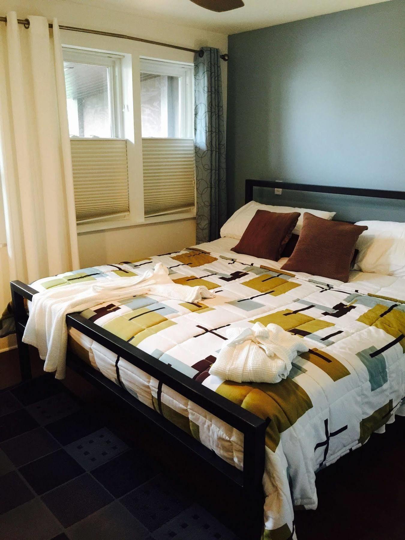 House 5863- Chicago'S Premier Bed And Breakfast 외부 사진